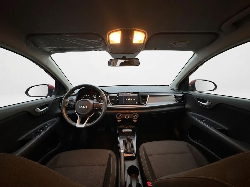 Kia Rio Vibrant 2024