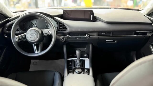 Mazda 3 Touring MHEV 2027