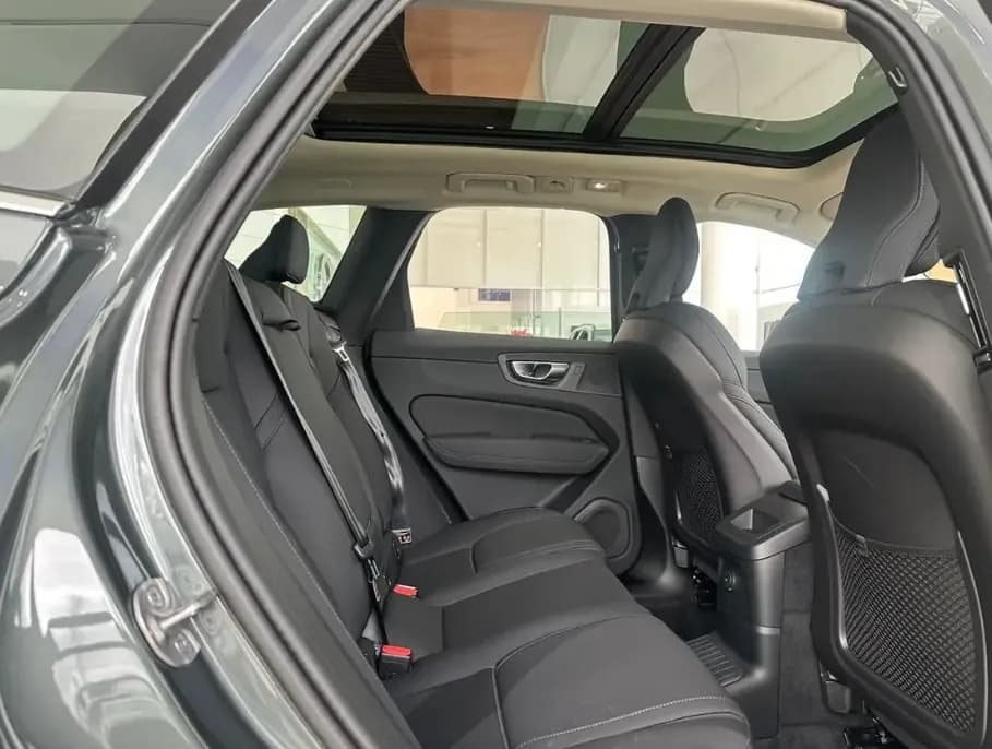 Volvo XC 60 T6 2026